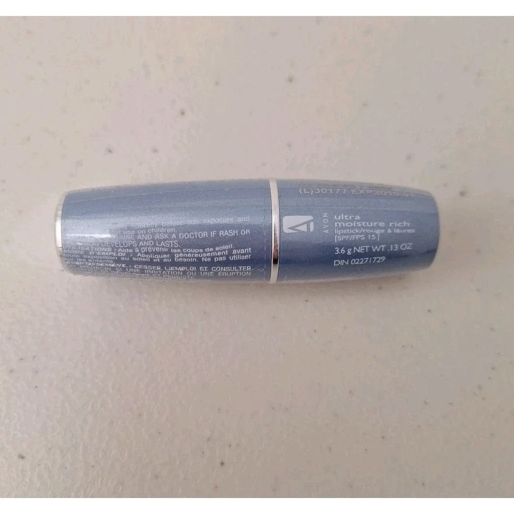 New Sealed AVON ULTRA Moisture RICH LIPSTICK Lip Color - FORBIDDEN WINE